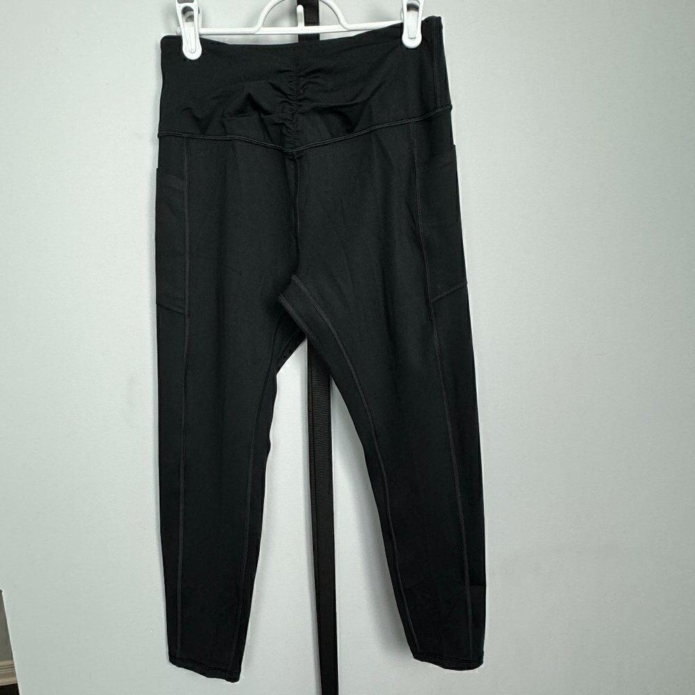 Euc - Victoria's Secret - Live in Point Black Rushed Leggings. Size M